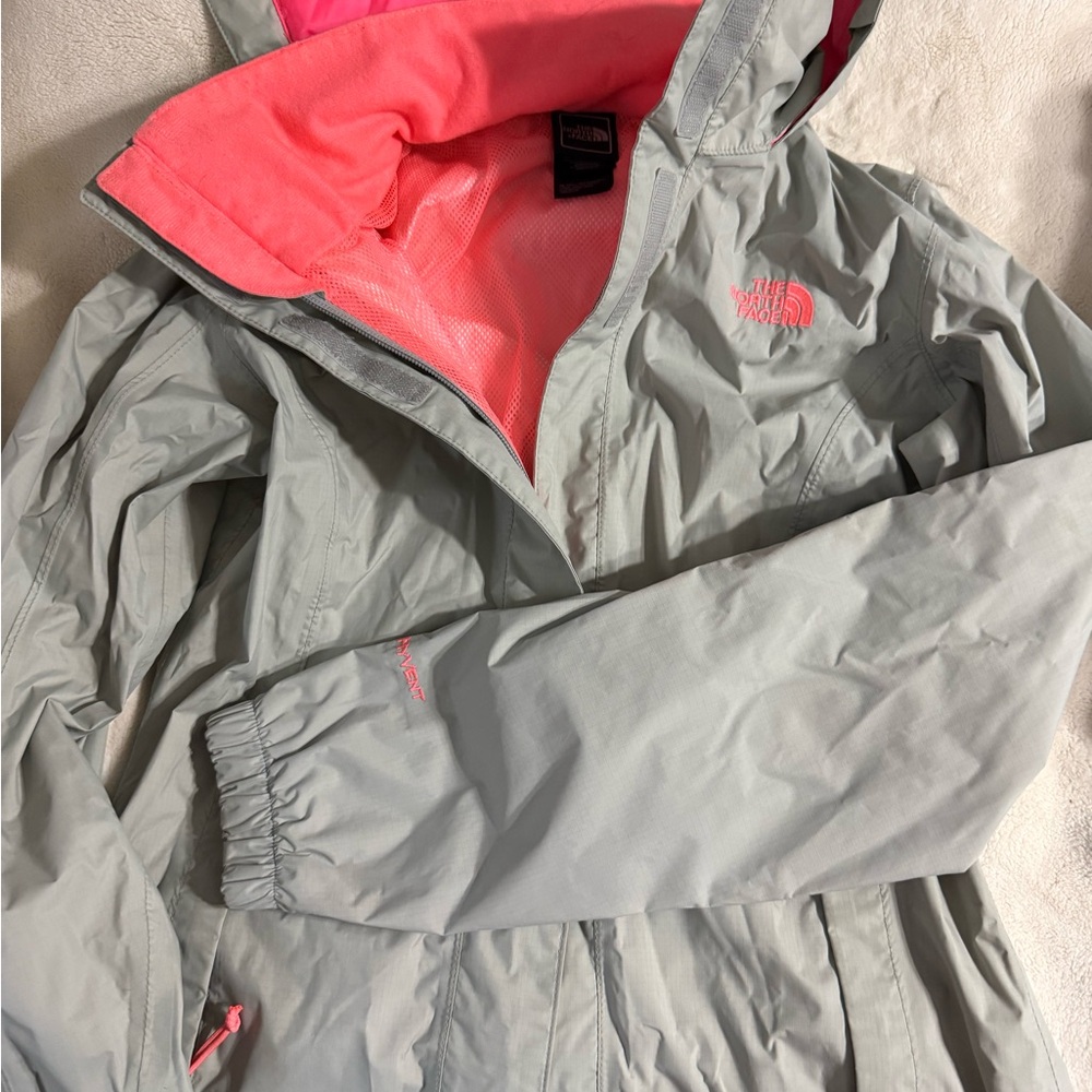 The North Face Women's Light Gray Jacket with Pink Lining